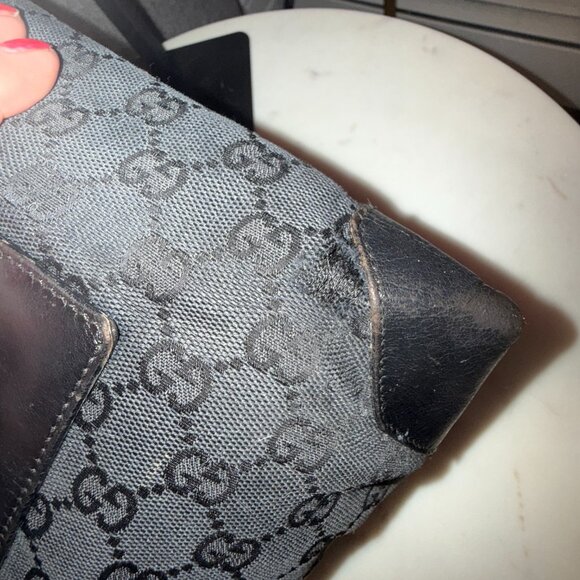 GUCCI Vintage Signature GG Canvas/Leather Tote Bag (REHAB- NEEDS SOME LOVE) - Picture 8 of 16